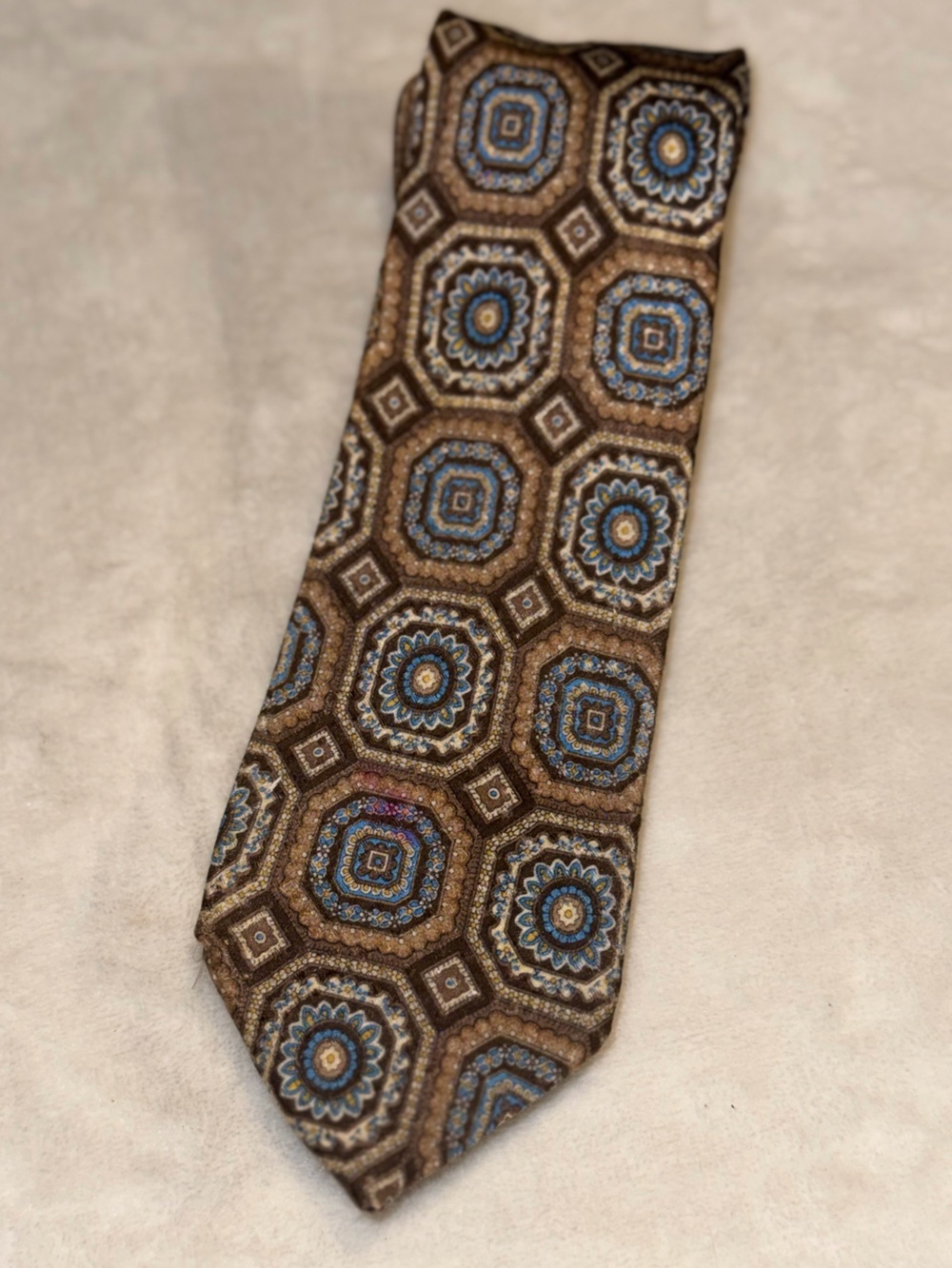 Robert Talbott Hexagonal Pattern Tie in Brown and Blue Silk